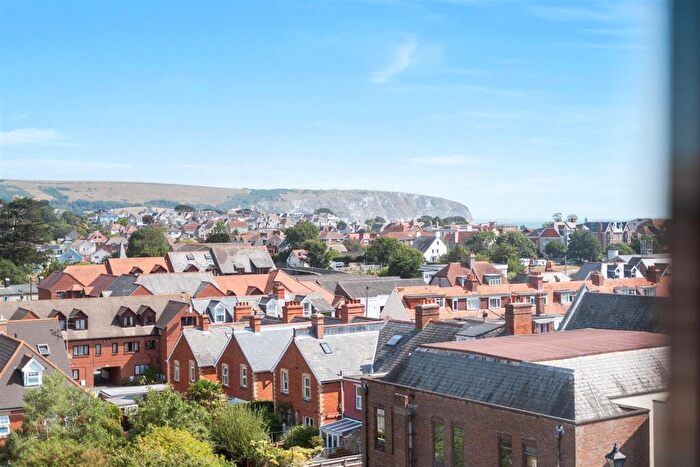 2 Bedroom Flat For Sale In Sandringham Court, Swanage, BH19