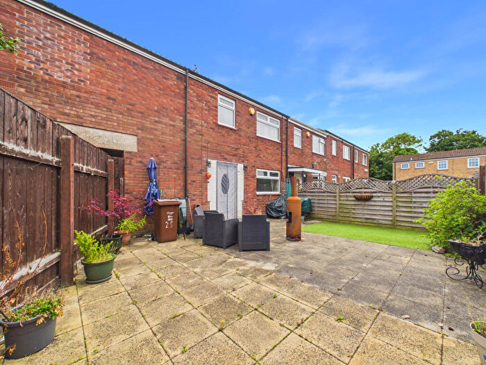 4 Bedroom Terraced House For Sale In Foxholme Road, Sutton-on-Hull, Hull, HU7