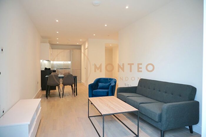 1 Bedroom Flat To Rent In Discovery House, Juniper Drive, London, SW18