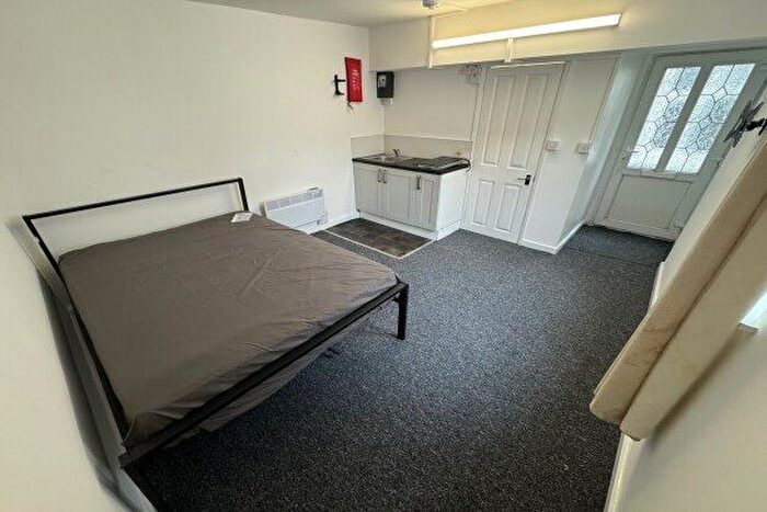 Studio To Rent In Stanley Terrace, Bristol, BS3