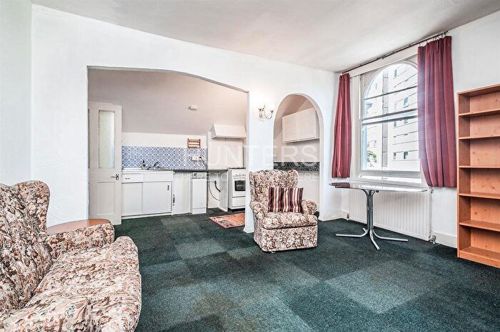 1 Bedroom Flat To Rent In Belsize Road, London, NW6