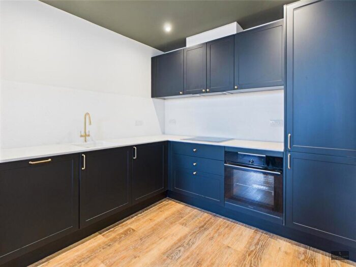 1 Bedroom Flat To Rent In Paternoster House, Exeter, EX4