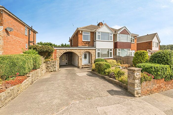 3 Bedroom Semi-Detached House For Sale In Towngate, Ossett, WF5