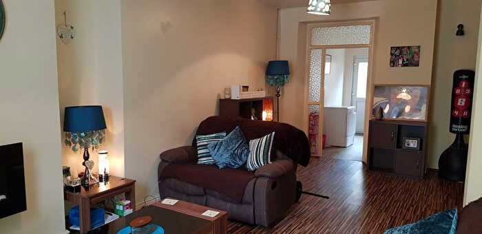 2 Bedroom Terraced House To Rent In Argyle Street, Swansea, SA1