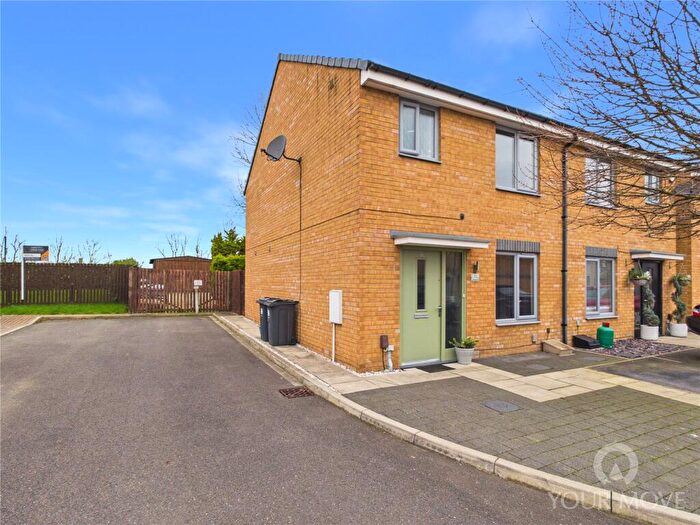 3 Bedroom Semi Detached House For Sale In Gibb Avenue, Darlington, Durham, DL1