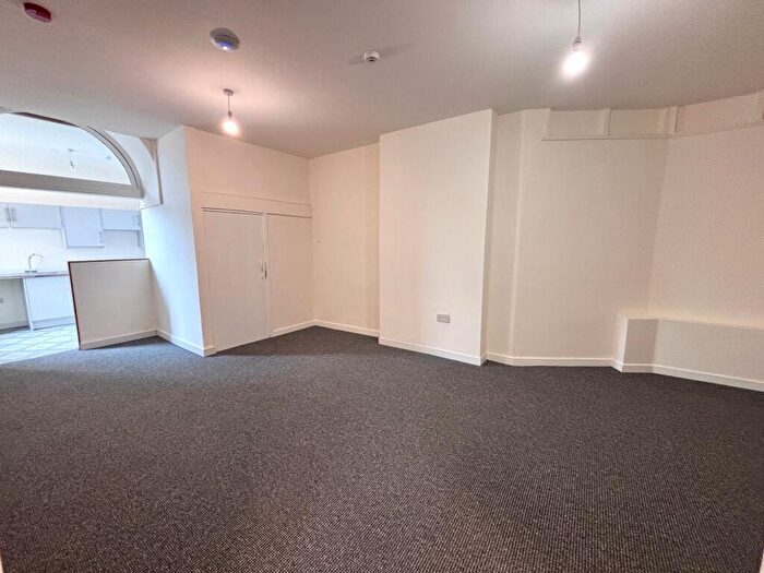 2 Bedroom Apartment To Rent In Clarendon Street, Hull, HU3