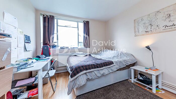 5 Bedroom Flat To Rent In Cruikshank Street, King's Cross, London, WC1X