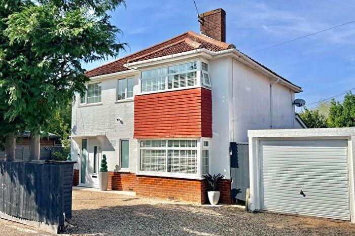 4 Bedroom Detached House For Sale In Coniston Road, Ringwood, BH24