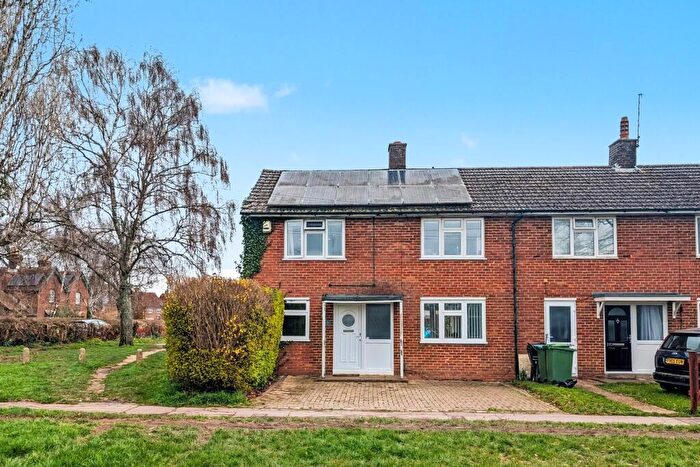 3 Bedroom End Of Terrace House For Sale In Millbrook, SO16