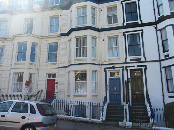 1 Bedroom Flat To Rent In Crown Crescent, Scarborough, YO11