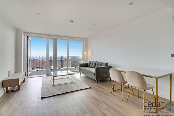 1 Bedroom Flat To Rent In Auckland Road, London, E10