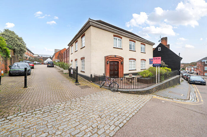 1 Bedroom Flat For Sale In Lower Dagnall Street, St. Albans, AL3