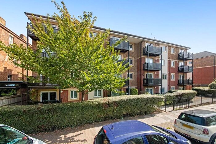1 Bedroom Apartment To Rent In Anerley Park, Anerley, London, SE20