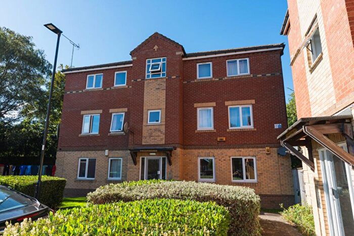 2 Bedroom Flat To Rent In Broomspring Close, Sheffield, S3