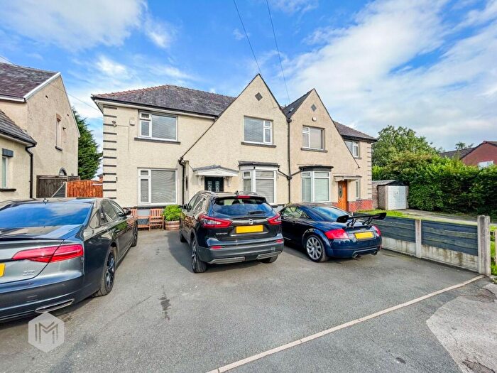 3 Bedroom Semi-Detached House For Sale In Raikes Road, Bolton, BL3