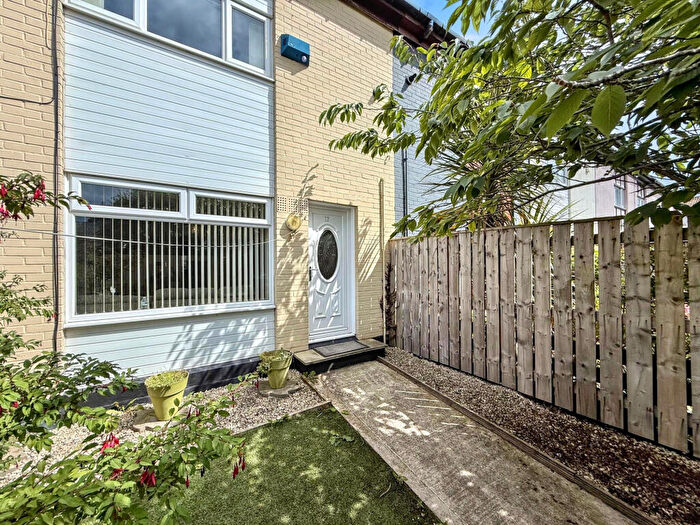 2 Bedroom Terraced House For Sale In Scarfell Close, Peterlee, Durham, SR8