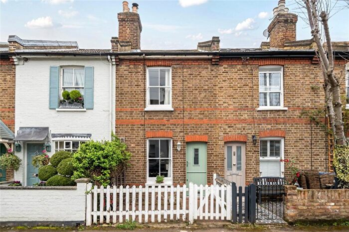 2 Bedroom Terraced House For Sale In Queens Road, Thames Ditton, KT7