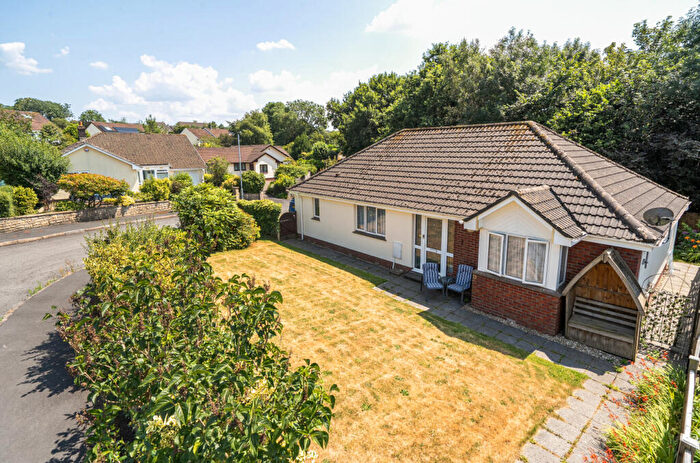 3 Bedroom Bungalow For Sale In Jury Park, South Molton, Devon, EX36