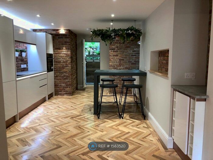 2 Bedroom Flat To Rent In Thorn Park, Plymouth, PL3