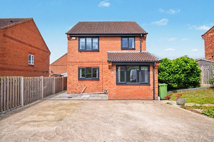 3 Bedroom Detached House For Sale In Felkirk Drive, Ryhill, Wakefield, West Yorkshire, WF4