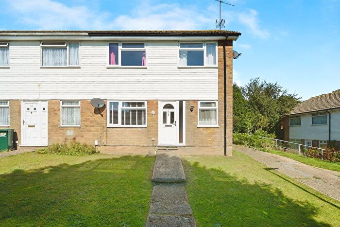 3 Bedroom End Terrace House For Sale In Catherine Vale, Brighton, BN2