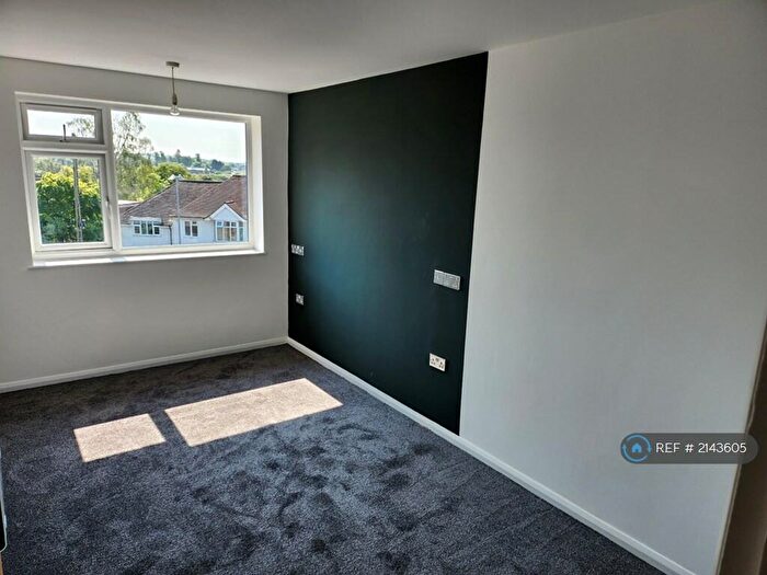 2 Bedroom Flat To Rent In East Road, Bromsgrove, B60
