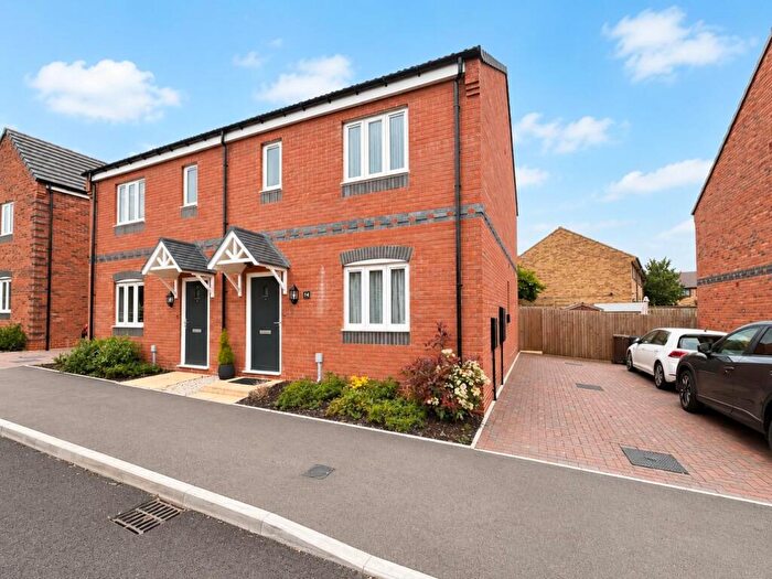 3 Bedroom Semi Detached House For Sale In Wool Lane, Dursley, GL11