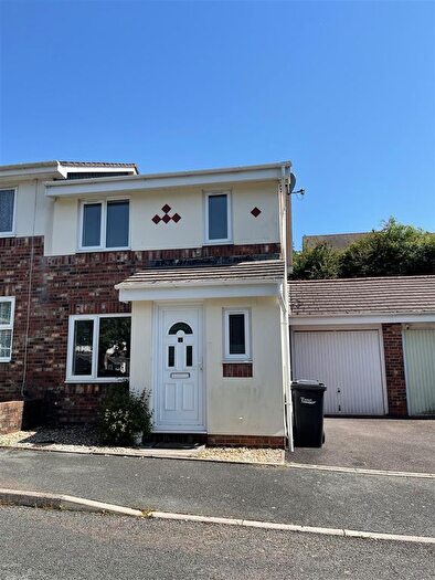 3 Bedroom Semi-detached House To Rent In Earlswood Drive, Paignton, TQ3