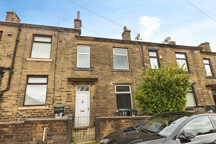 2 Bedroom Terraced House For Sale In Lyon Street, Queensbury, Bradford, BD13