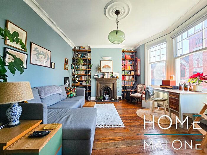 1 Bedroom Flat For Sale In Hillfield Park Mews, Muswell Hill, London, N10