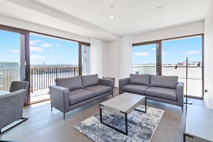 2 Bedroom Apartment To Rent In Dock East, Selsdon Way, E14