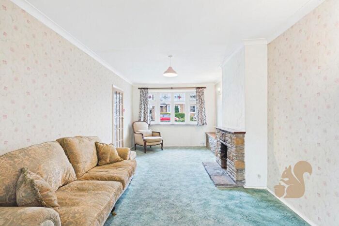 3 Bedroom House For Sale In Edward Drive, Chelmsford, CM2