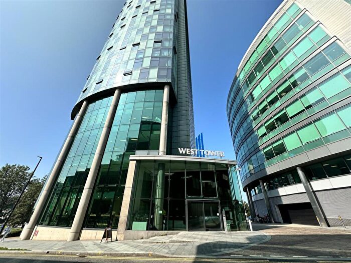 2 Bedroom Apartment To Rent In West Tower, Brook Street, Liverpool, L3