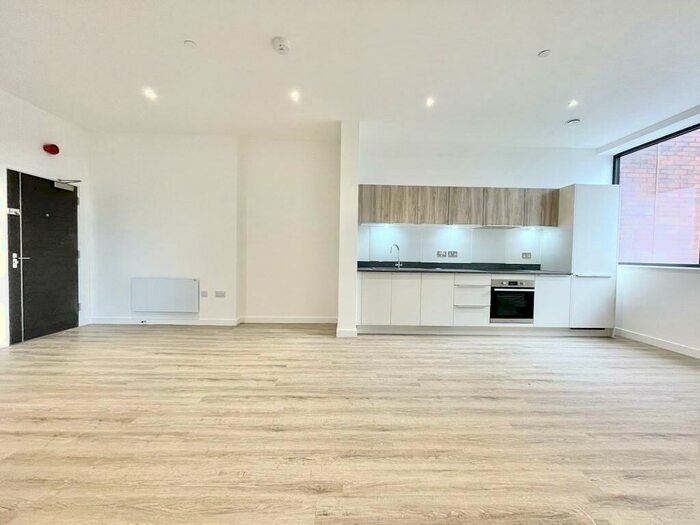 2 Bedroom Apartment To Rent In Alencon Link, Basingstoke, RG21