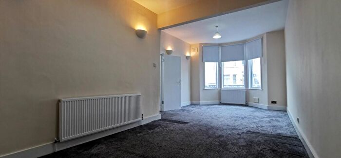 3 Bedroom Terraced House To Rent In Gowan Road, Willesden Green, NW10
