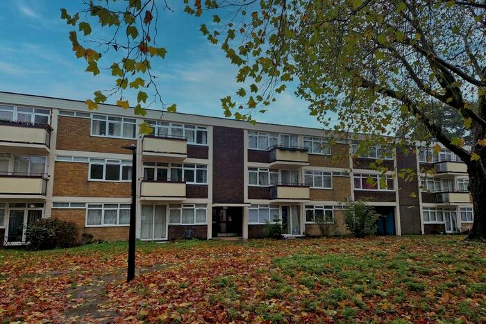 2 Bedroom Apartment To Rent In Ifield, Crawley, RH11