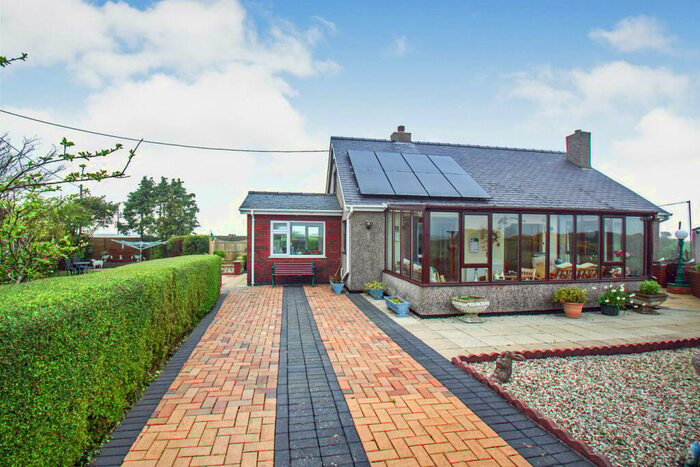 6 Bedroom Detached Bungalow For Sale In Rhosgoch, LL66