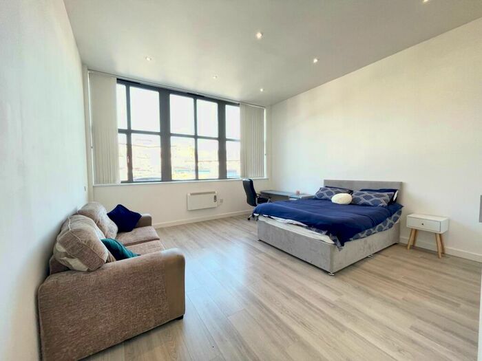 Studio To Rent In Talbot Skyline, Imperial Drive, Harrow, HA2