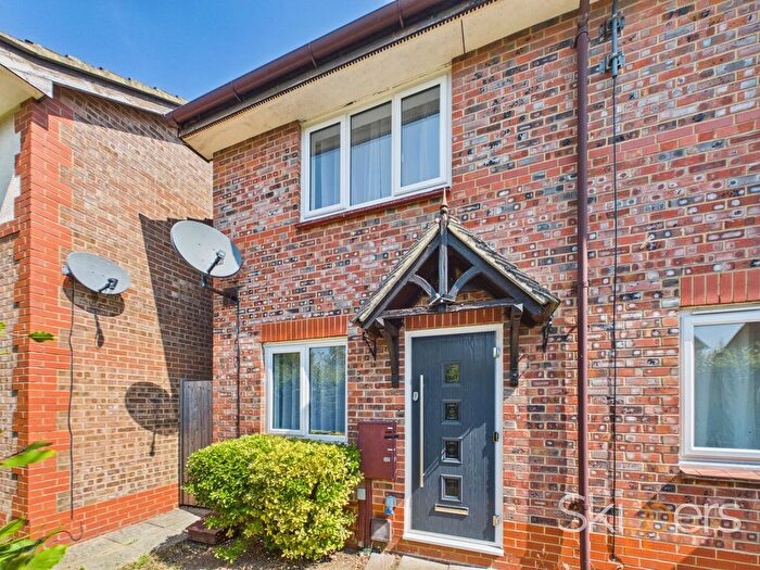 2 Bedroom End Of Terrace House For Sale In New Rectory Lane, Kingsnorth, TN23