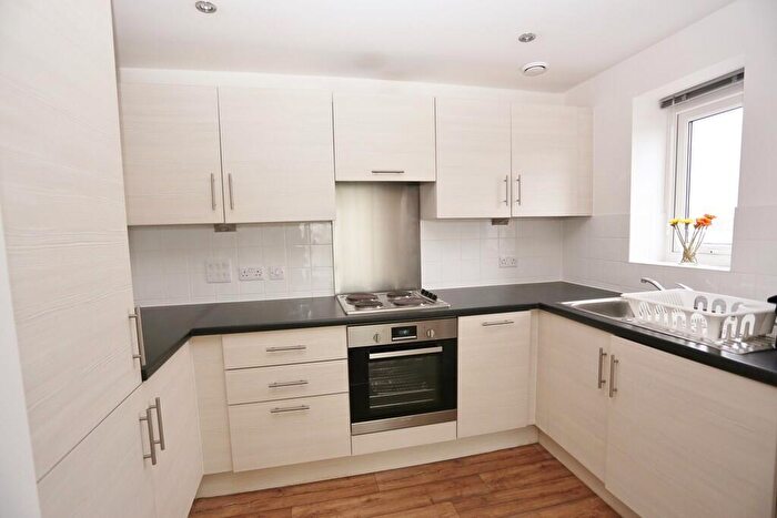 2 Bedroom Apartment To Rent In De Grey Road, Colchester, Essex, CO4