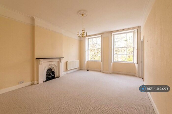 1 Bedroom Flat To Rent In Caledonia Place, Clifton, Bristol, BS8