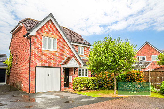 3 Bedroom Detached House For Sale In Cestria Close, Sandbach, CW11