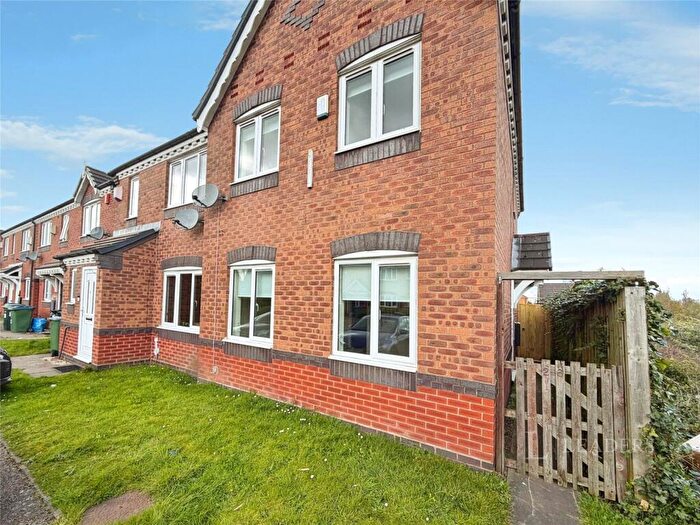 3 Bedroom House To Rent In Worsey Drive, Tipton, DY4