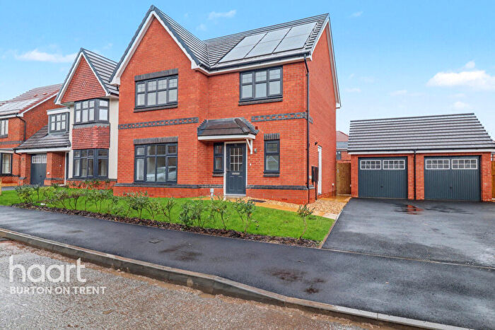 4 Bedroom Detached House For Sale In Dracan Village, Burton On Trent, DE15