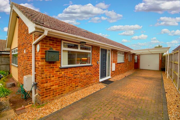 3 Bedroom Detached Bungalow For Sale In Aerodrome Road, Bekesbourne, Canterbury, CT4