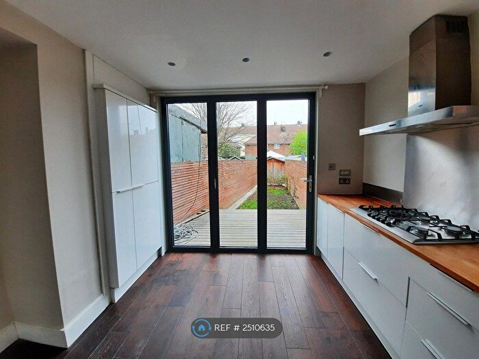 2 Bedroom Flat To Rent In Drayton Road, London, NW10
