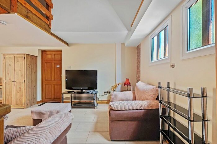 1 Bedroom Flat To Rent In Handsworth Wood Road, Birmingham, B20