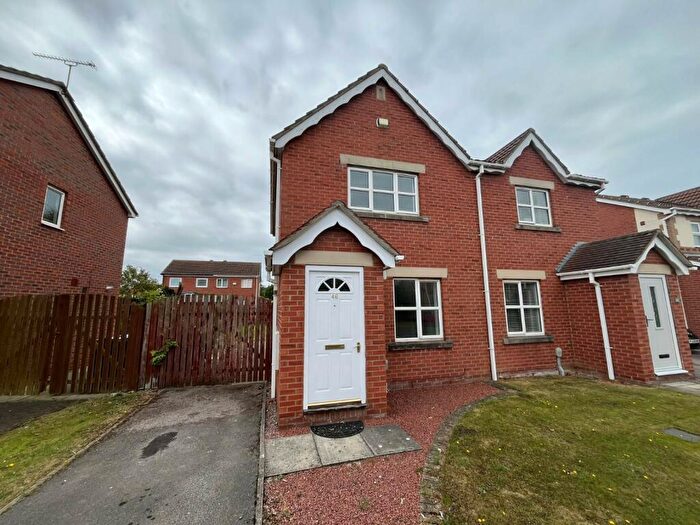 2 Bedroom Semi-Detached House To Rent In Navigation Way, Hull, East Riding Of Yorkshire, HU9
