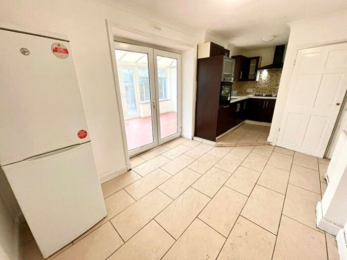 4 Bedroom Terraced House To Rent In Burrow Road, Chigwell, Essex, IG7