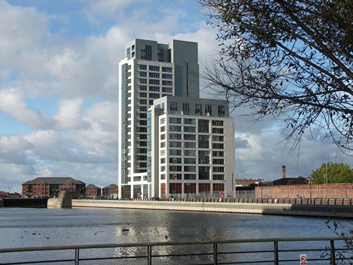 2 Bedroom Flat To Rent In William Jessop Way, City Centre, Liverpool, L3